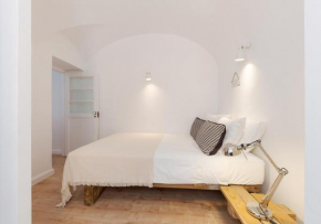 Studio Hideaway With Easy Access to Lisbon Center